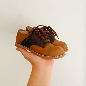 NWOT Willits Oxford Saddle Shoes